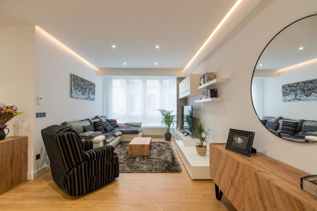 Tiboli Apartment By People Rentals Bilbao Ngoại thất bức ảnh